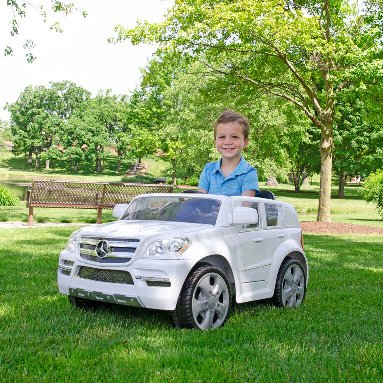 SEALED - Mercedes 450 GL 6-Volt Battery Ride-On Vehicle