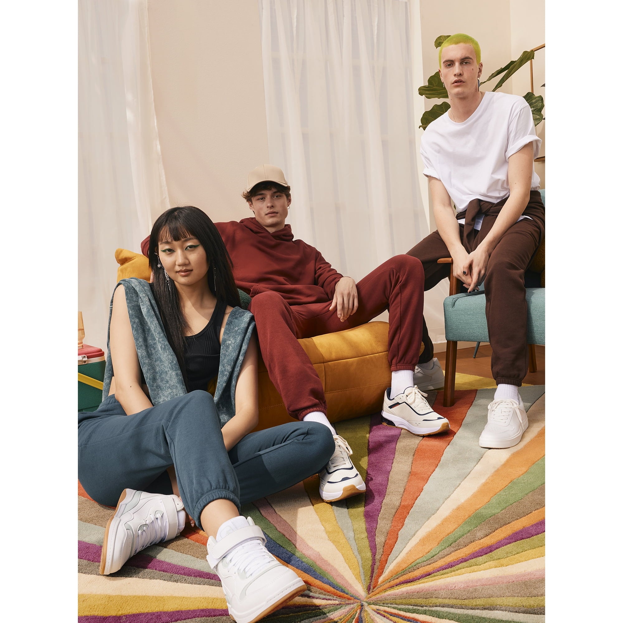 SIZE: S(28-30) - No Boundaries All Gender Jogger Fleece Pants, Men's