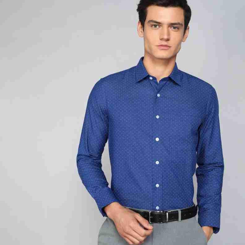 قميص ساكور بقصّة Slim Fit Fomfort Poplin Garment Dye