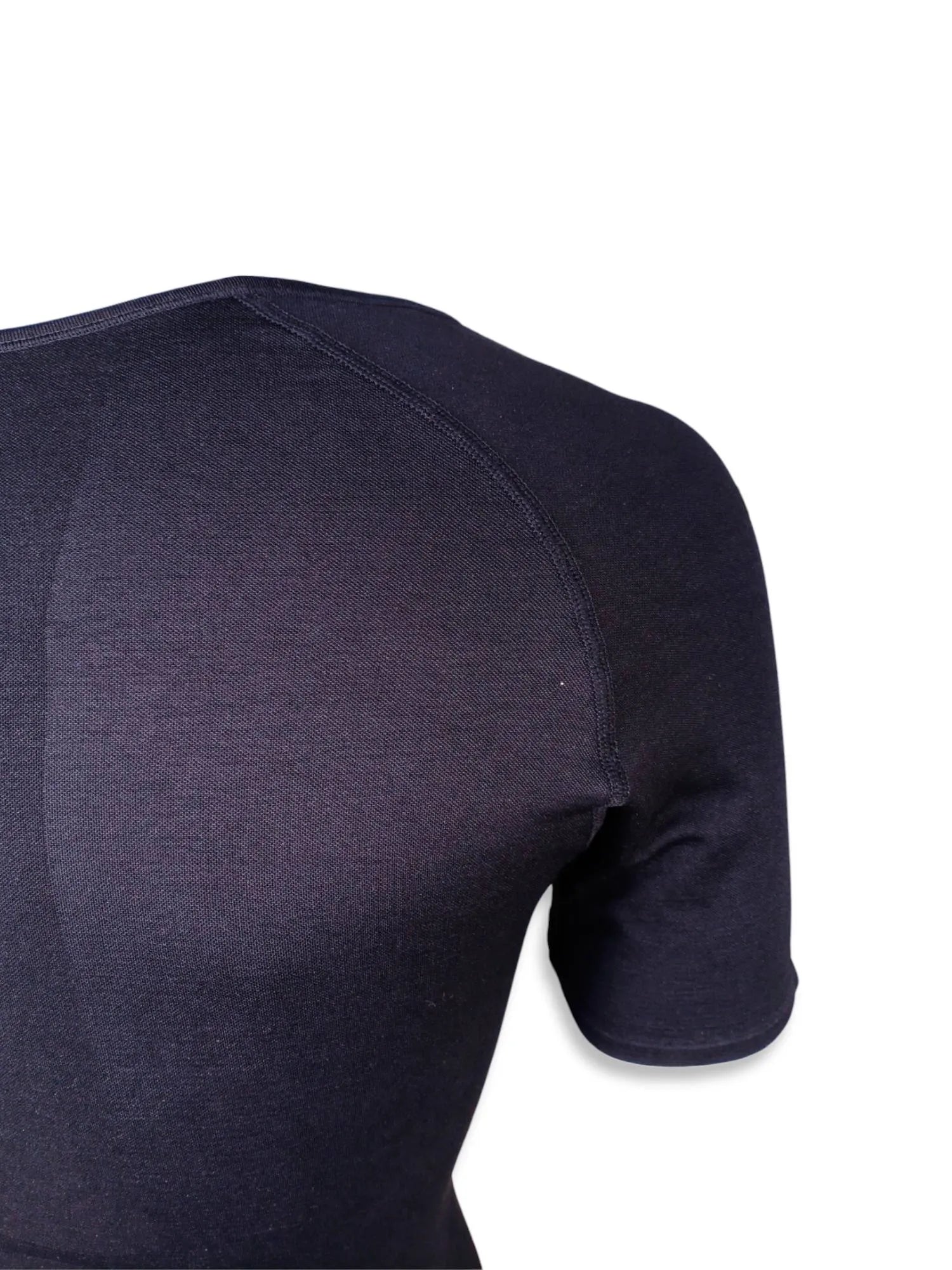 Splash Slim Ezze Black: Shapewear for men, invisible comfort & definedphysique. "confidence", "comfort", "invisible", "shaping", "defined", and "men".