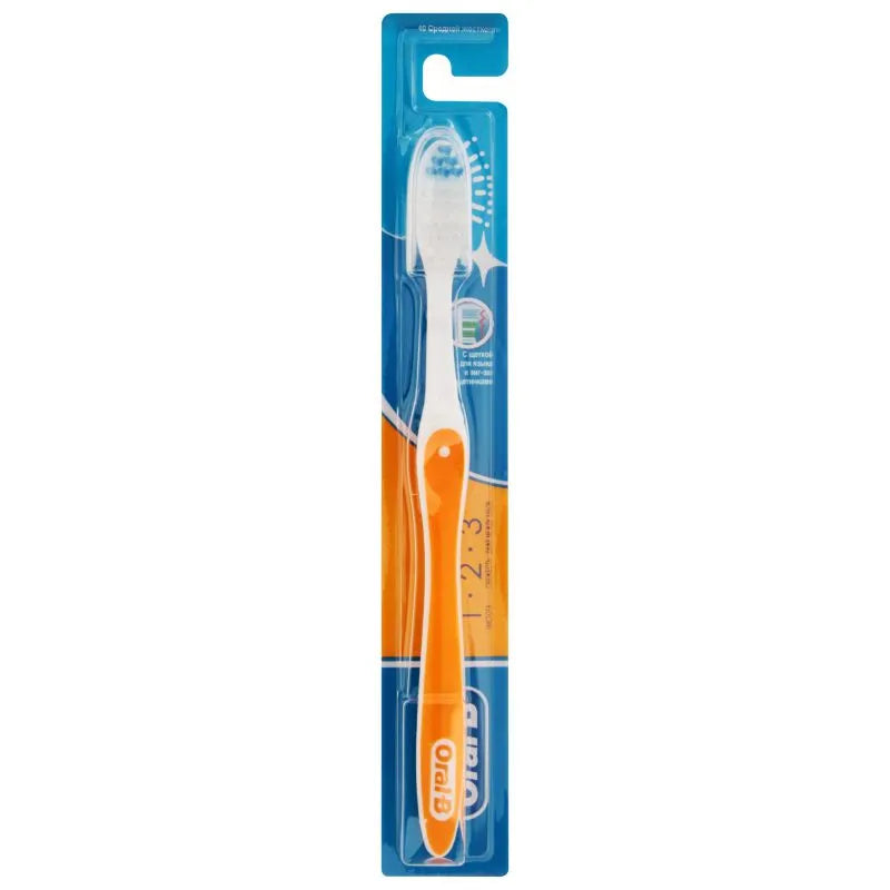 Oral-B Clean, Fresh & Strong Toothbrush - Medium Bristle for a Radiant Smile