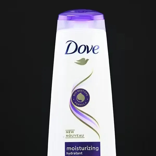 Blue bottle of Dove Hydratant Shampoo (400ml) with a pump dispenser, featuring a woman with healthy, flowing hair.