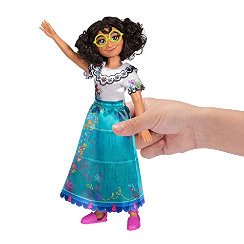 Encanto Core Fashion Doll - Mirabel, Multicolor