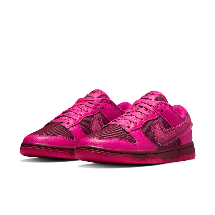 Nike Dunk Low 'Valentine's Day' - (DQ9324-600)