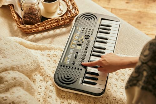 Casio Casiotone SA-51 32-Key Portable Keyboard with Mini Keys