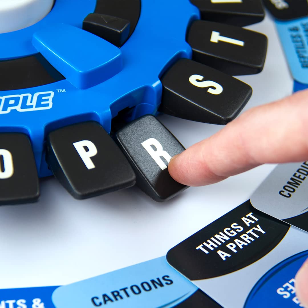 لعبة كلمات USAOPOLY TAPPLE® | لعبة لوحية عائلية سريعة الوتيرة | اختر فئة وتسابق مع الوقت لتكون اللاعب الأخير | لعبة تعليمية رائعة لجميع الأعمار