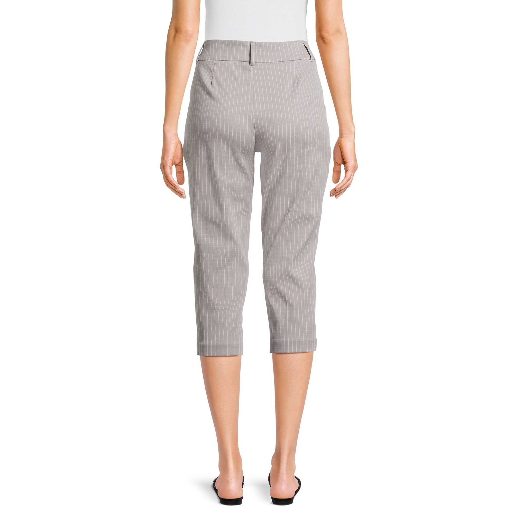 المقاس: 18 - بنطال كابري نسائي مطاطي من Time and Tru، بطول 21 بوصة