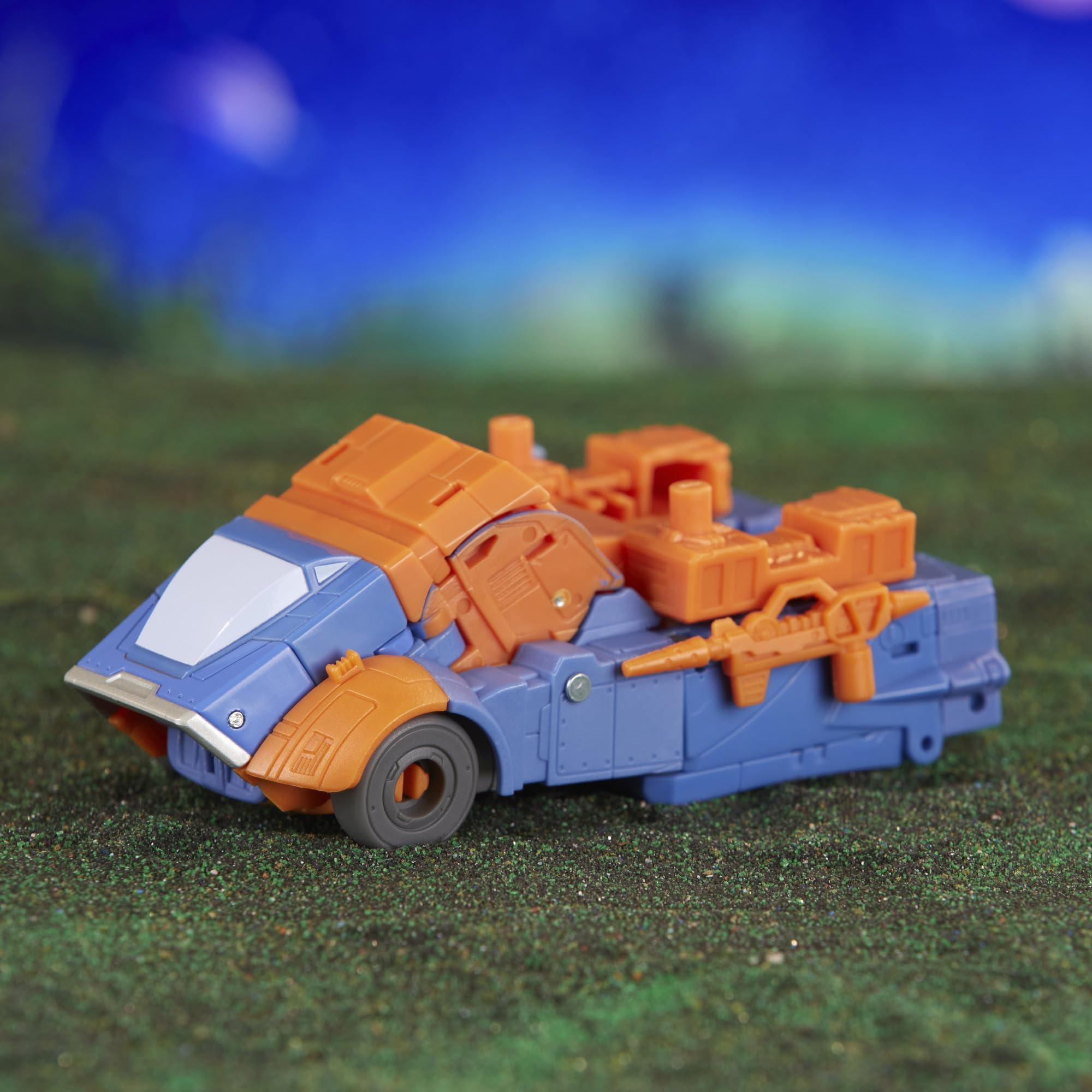 Transformers Toys Legacy Evolution War Dawn 2-Pack Deluxe Cybertronian Erial and Dion Toys, Action Figures for Boys and Girls Ages 8 and Up (SDCC 2023 Exclusive)