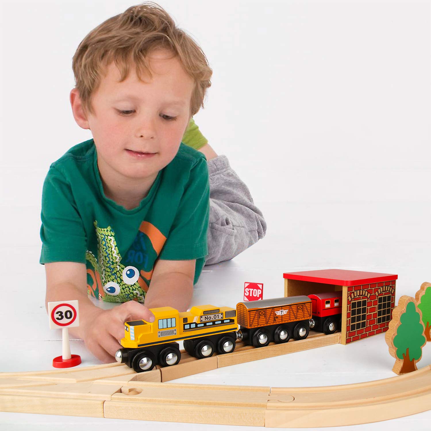 SainSmart Jr. Wooden Train Set Toy with Rail High Level Part, 50 PCS Flyover Overpass Wooden Train Playset with 5 Magnetic Train Cars for Toddlers