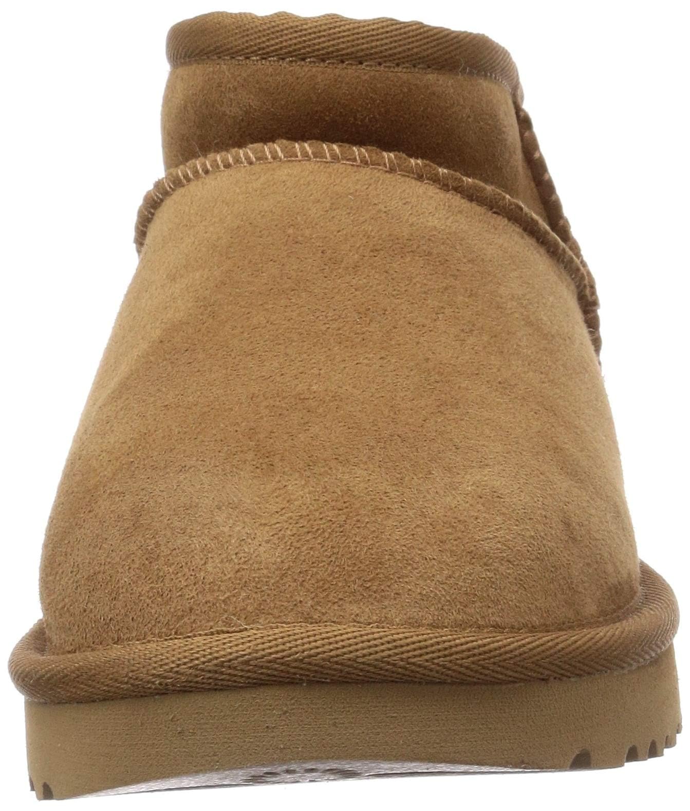 المقاس: 37 - حذاء UGG الكلاسيكي النسائي ذو الكعب العالي الصغير للغاية