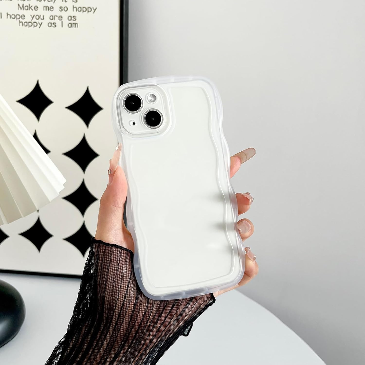 JETech Case for iPhone 13 / 6.1 Inch, Non-Yellowing Shockproof Phone Bumper Cover, Anti-Scratch Clear Back (Clear)