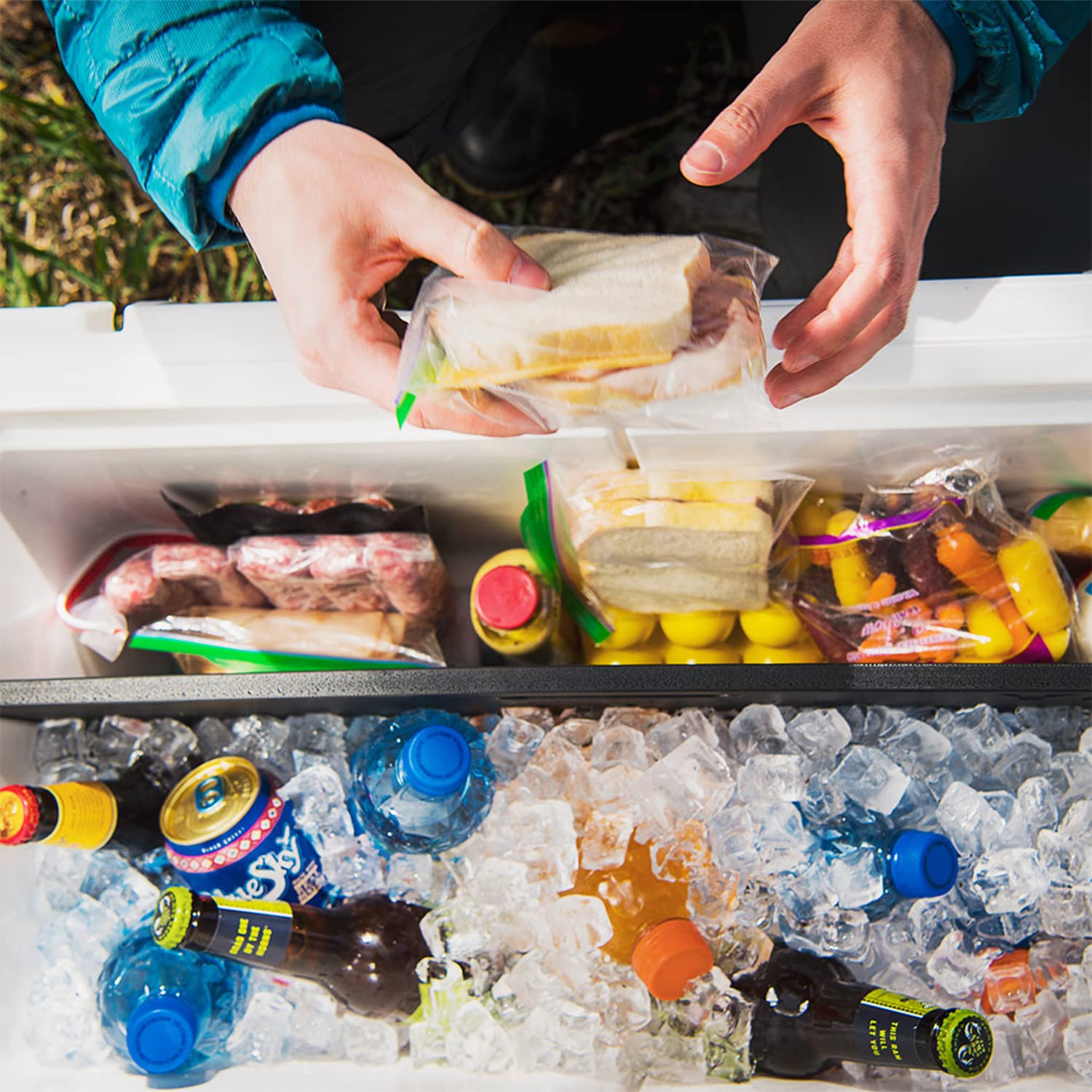 فاصل تبريد YETI Tundra 65 - الجانب الطويل