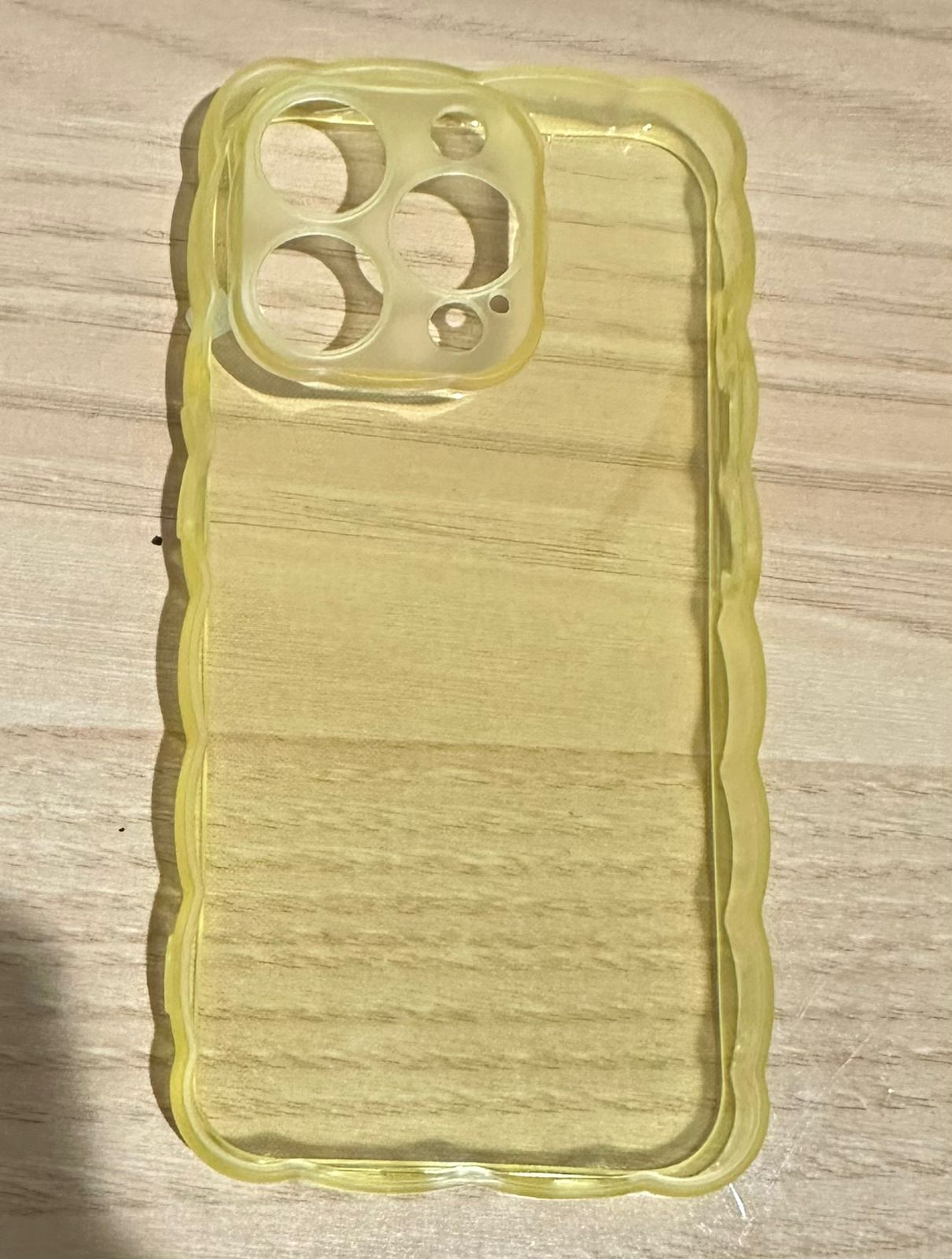 Cute curly case wave frame shape for iPhone 15 Pro clear case