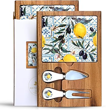 ألواح تقديم الجبن من كايتون كرافت - صينية تقديم الجبن الخشبية مع طقم سكاكين، هدية تقديم التشوراتري لعيد الأم، والذكرى السنوية، والحفلات والأطفال، وطاولة طعام الجبن