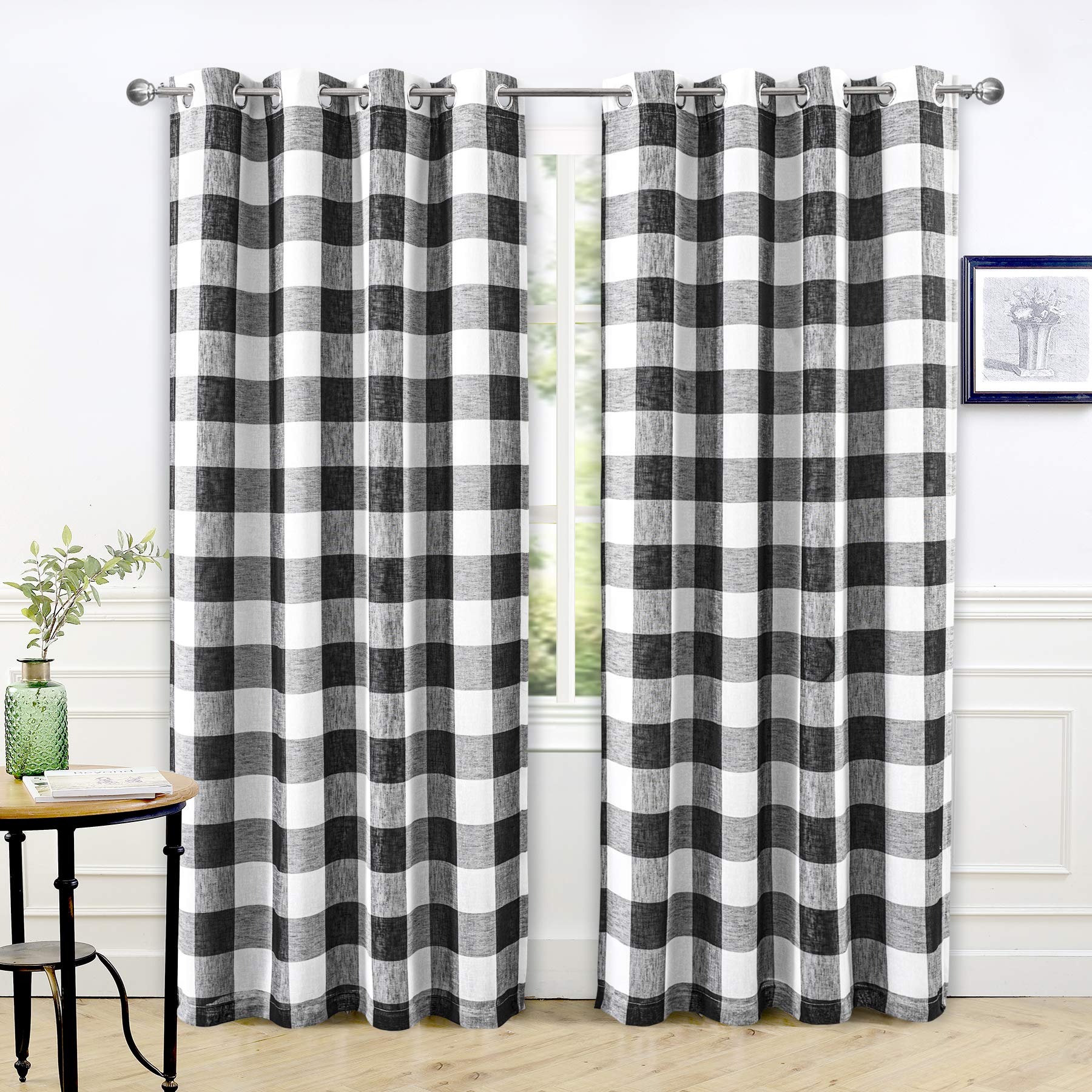 ستائر DriftAway Buffalo Plaid Check المنسوجة والمبطنة بنقشة مربعات حرارية معتمة مكونة من لوحين 127 × 213 سم (أسود)