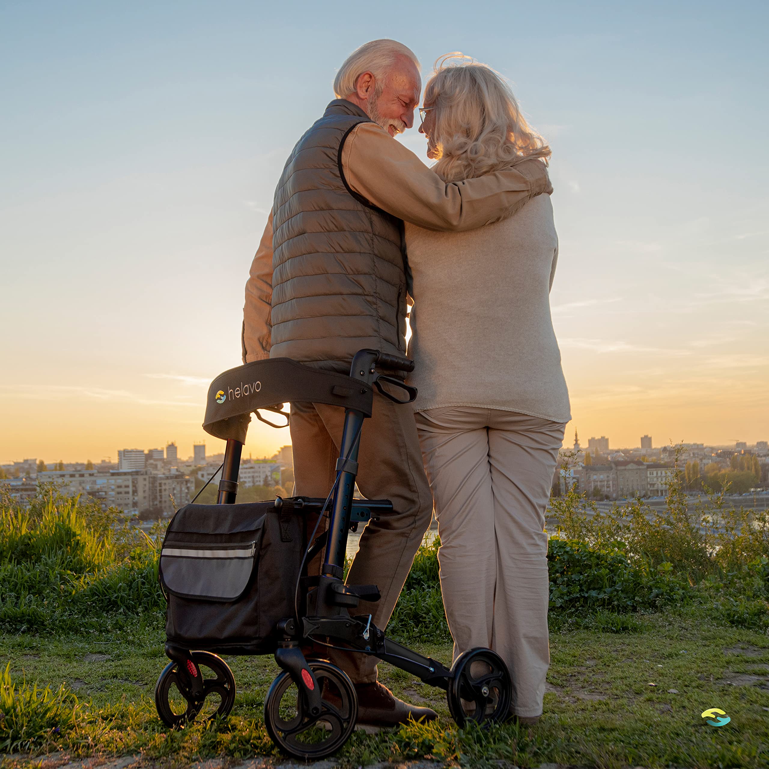 مشاية هيلافو الفاخرة القابلة للطي - خفيفة الوزن من الألومنيوم - أقصى قدر من الحركة في الاستخدام المنزلي والخارجي