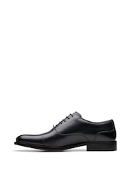 Clarks Wenham Cap II Men’s Dress Shoes – Premium Leather Cap‑Toe Oxfords with All‑Day Comfort