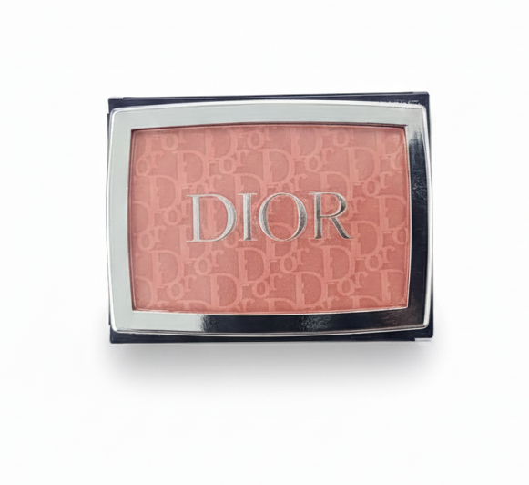 Dior Coral Blush – Soft Peachy Glow