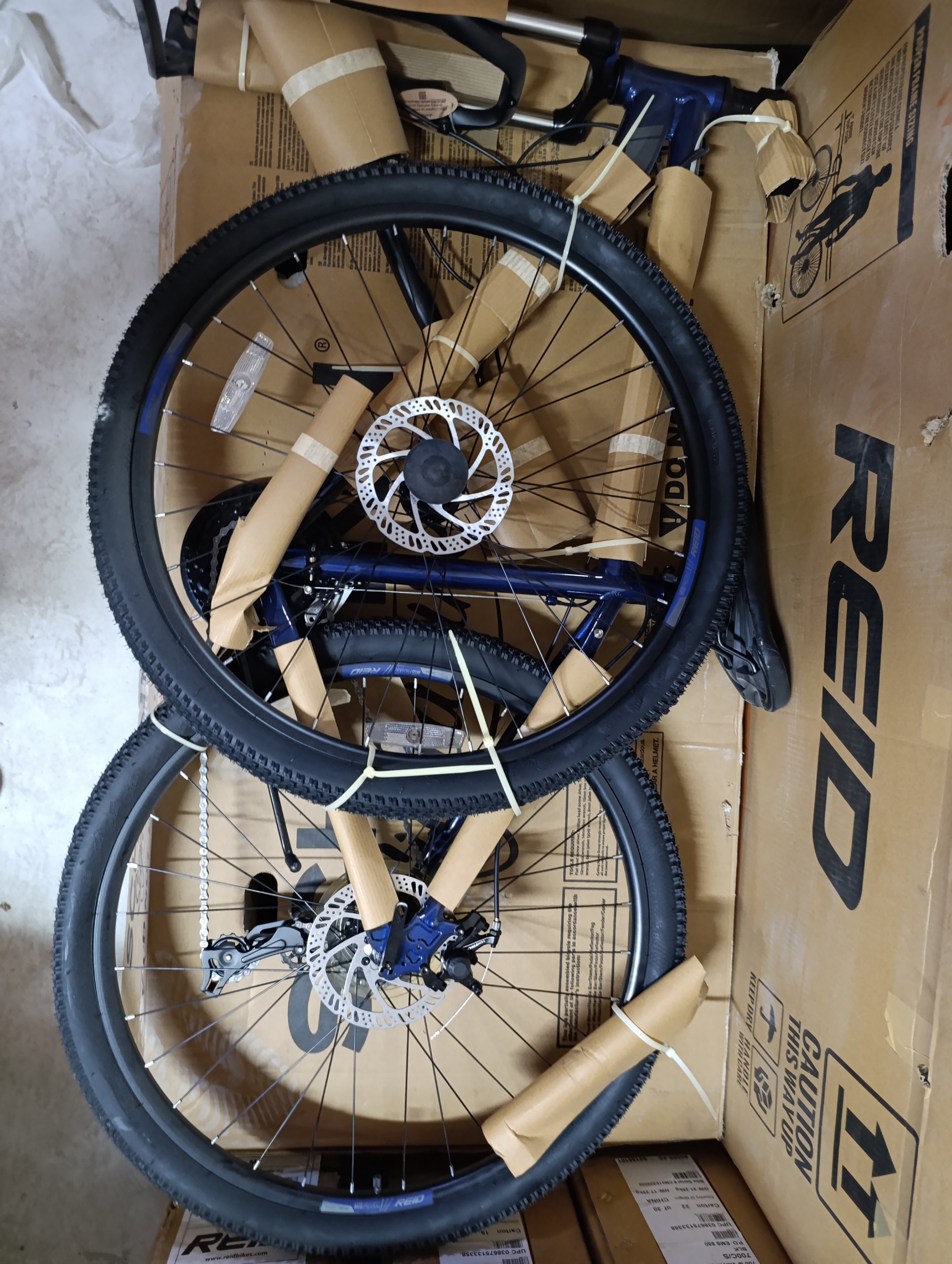 Reid MTB Pro Disc Color Black Blue / M-- open box