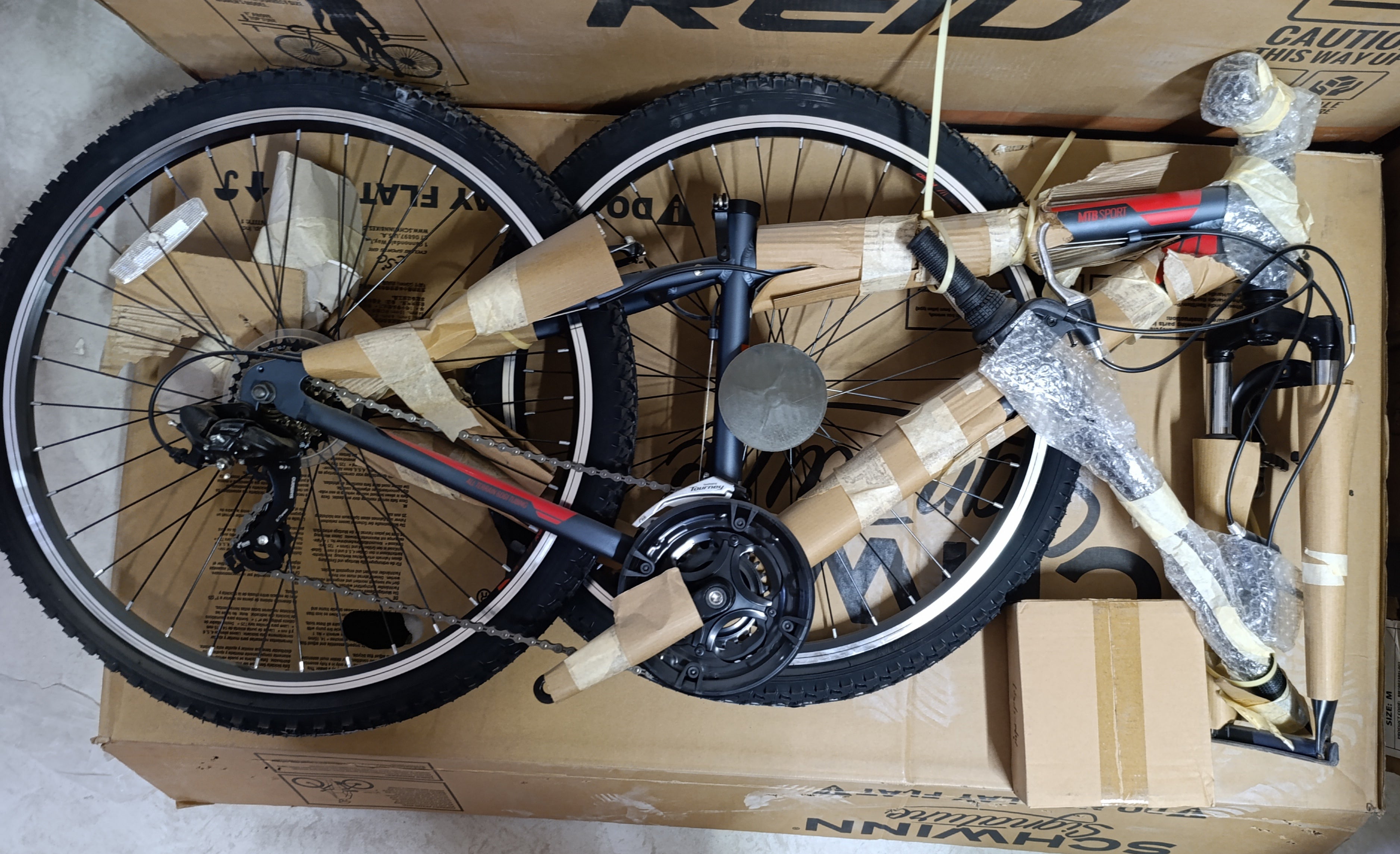 Reid Men's MTB Mountain Bike Black/Red, Small-Missing parts saddle seat-- open box