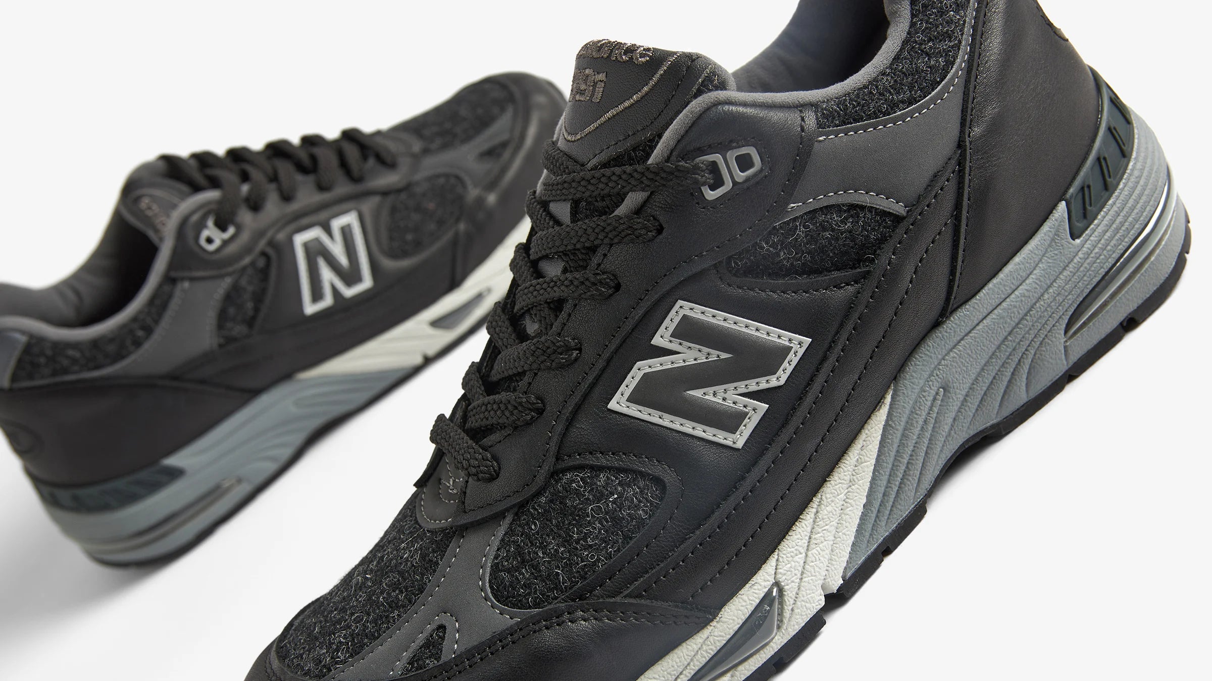 New Balance M991DJ - (Black & Grey)
