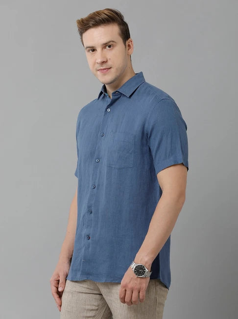 قميص كتان بقصّة عادية من Linen Club باللون الأزرق الداكن من Linen Club