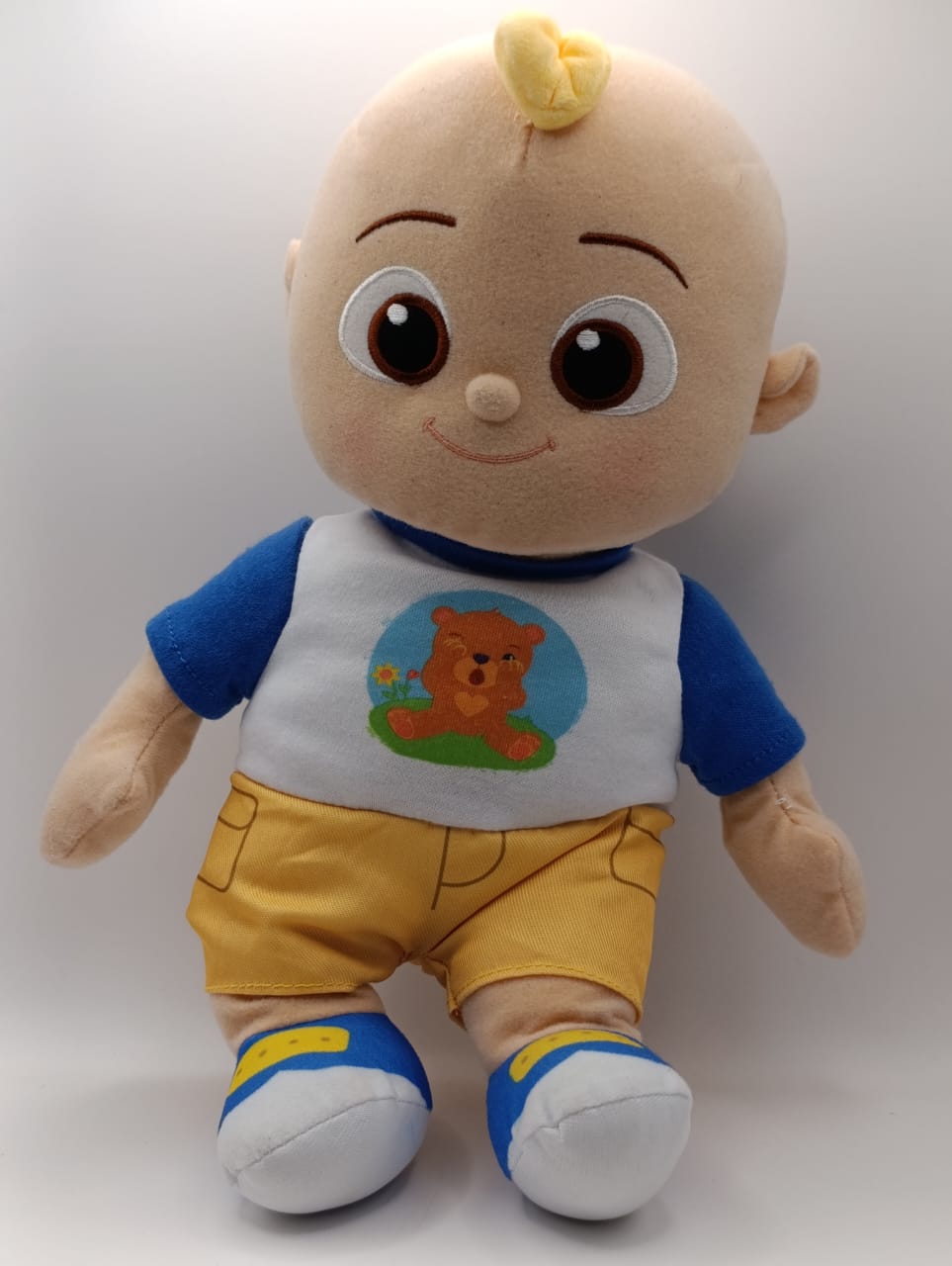 CoComelon Boo Boo JJ Deluxe Feature Plush - Includes Doctor Checkup Bag, Bandages, and Accessories to Care for JJ - 8 Total Accessories - Amazon Exclusive