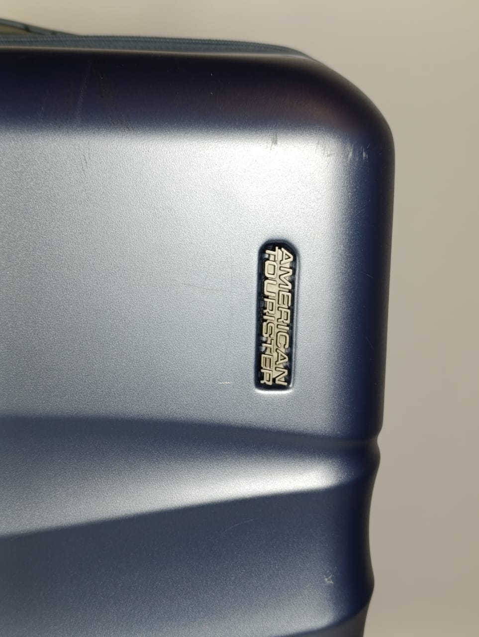 American Tourister Tranquil 3-piece Hardside Set (Blue). Size: 51 cm, 61 cm, 71 cm. - A