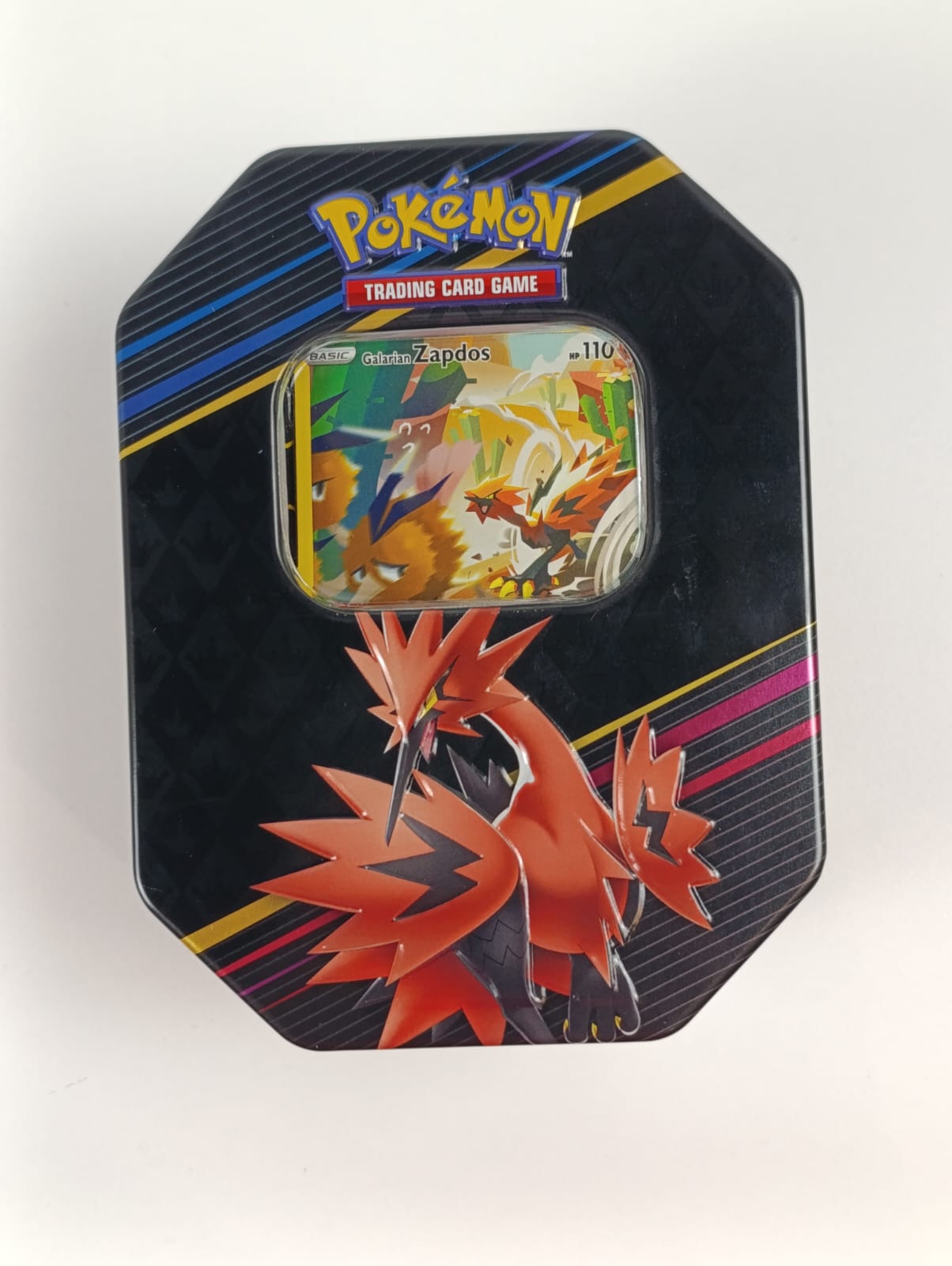 Pokemon TCG: Crown Zenith Tin – Galarian Zapdos (1 Foil Card & 5 Booster Packs)