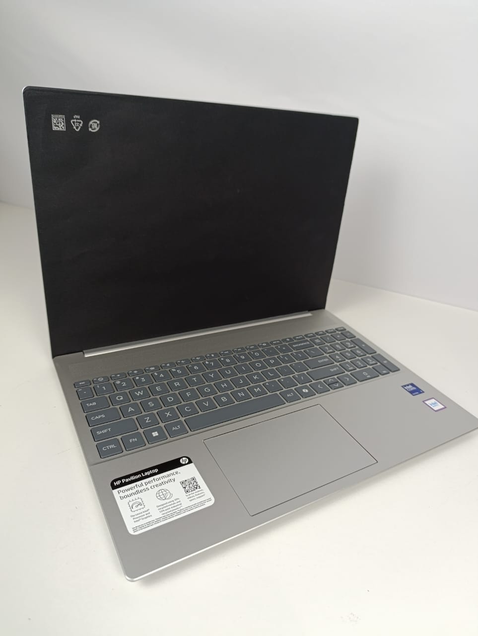 HP Pavilion Laptop 16 Intel Ultra 7 155U (2024), 16GB RAM (Onboard) LPDDR5X SD RAM 1 TB SSD 16" WUXGA Natural Silver