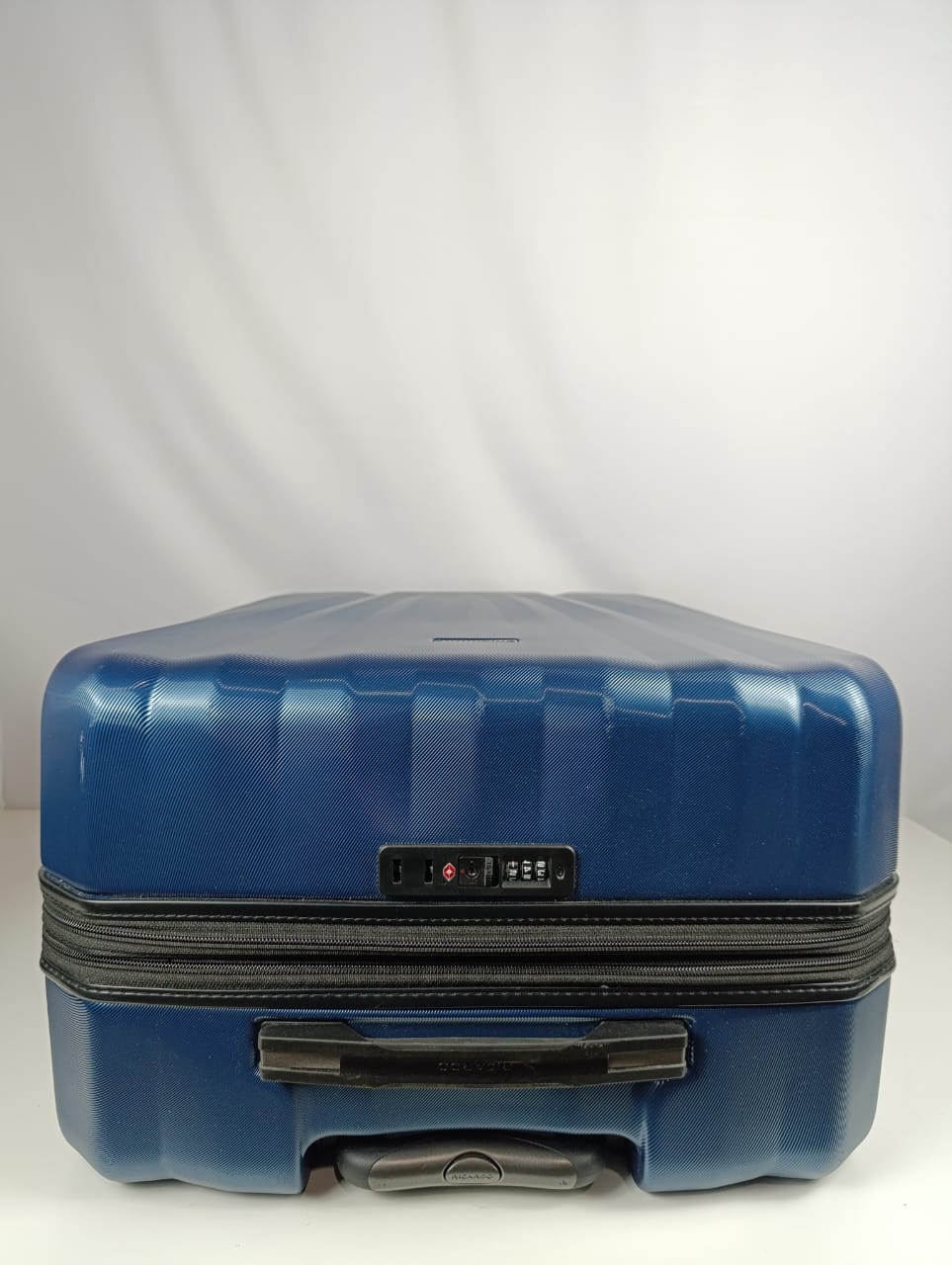 Ricardo Windsor 2-Piece Hardside Polycarbonate Luggage Set (22 inch - 29 inch) (Blue) - D