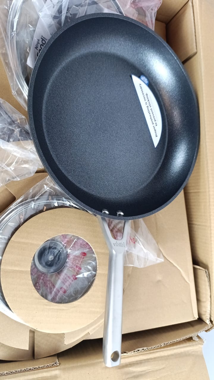 Ninja, Cookware, 12-Piece Cookware Set, Fry Pan, Sauce Pan, Sauté Pan, Glass Lid, Stock Pot, Foodi NeverStick Premium, Hard-Anodized, Nonstick, Oven Safe, Durable Pans, Slate Grey, C39800 - D