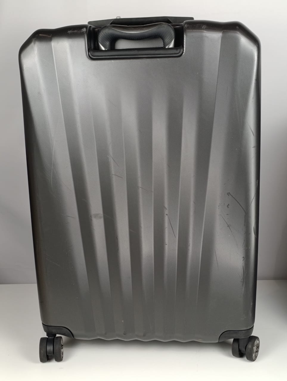 Ricardo Windsor 2-Piece Hardside Luggage Set (22 inch - 29 inch) (Grey) HU