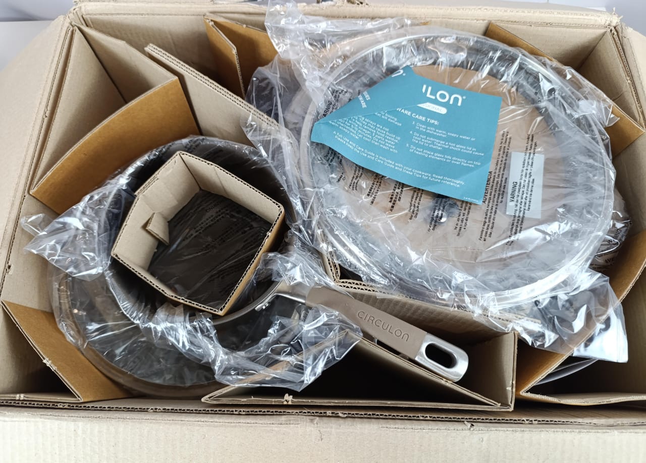 Kirkland Signature 12-piece Hard Anodized Cookware Set 1