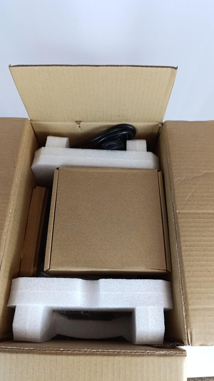 Lenovo IdeaCentre Gaming Desktop 5 17IAB7, Core i5, 16 GB, 512 SSD, RTX 3050