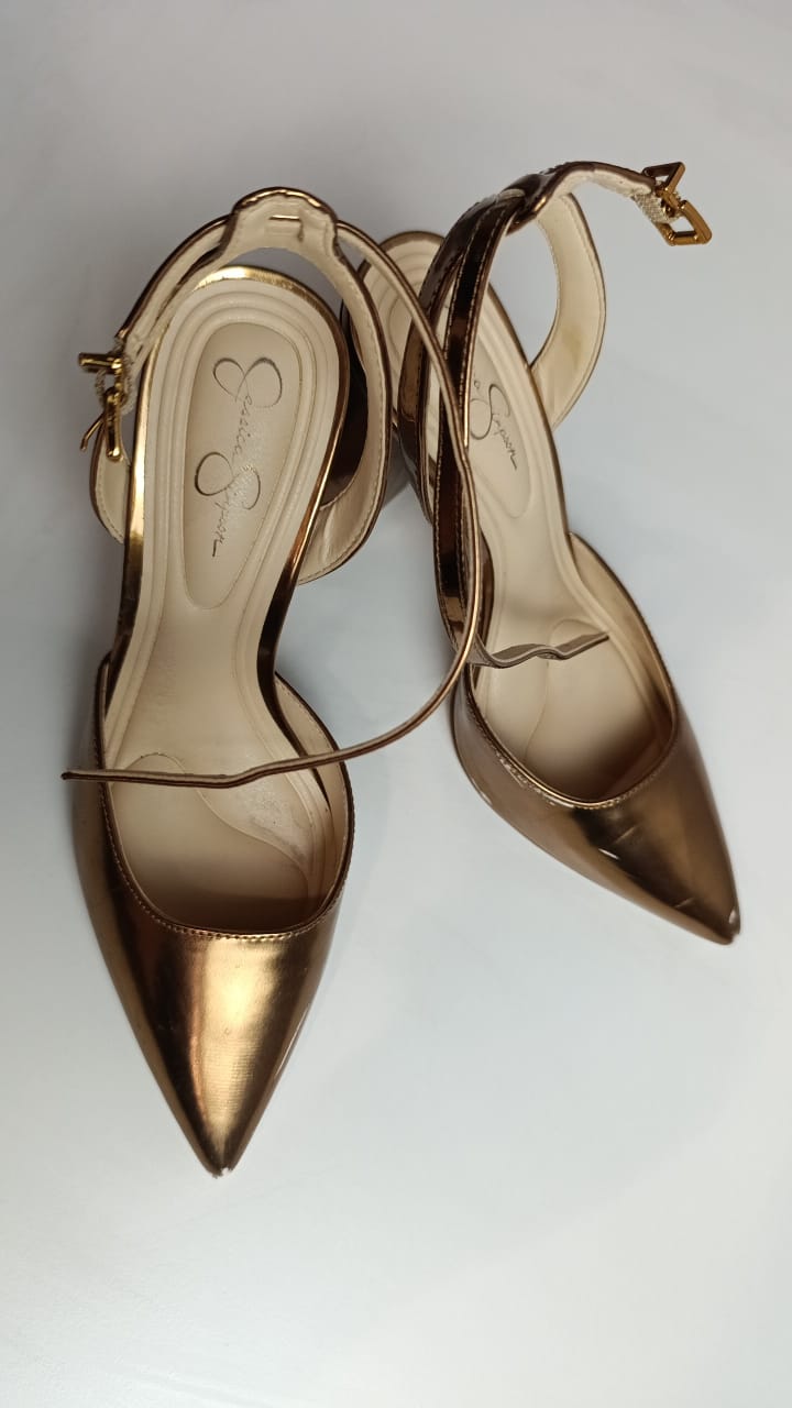 SIZE: 37 - Jessica Simpson Women's Nazela Pointed Toe Pump