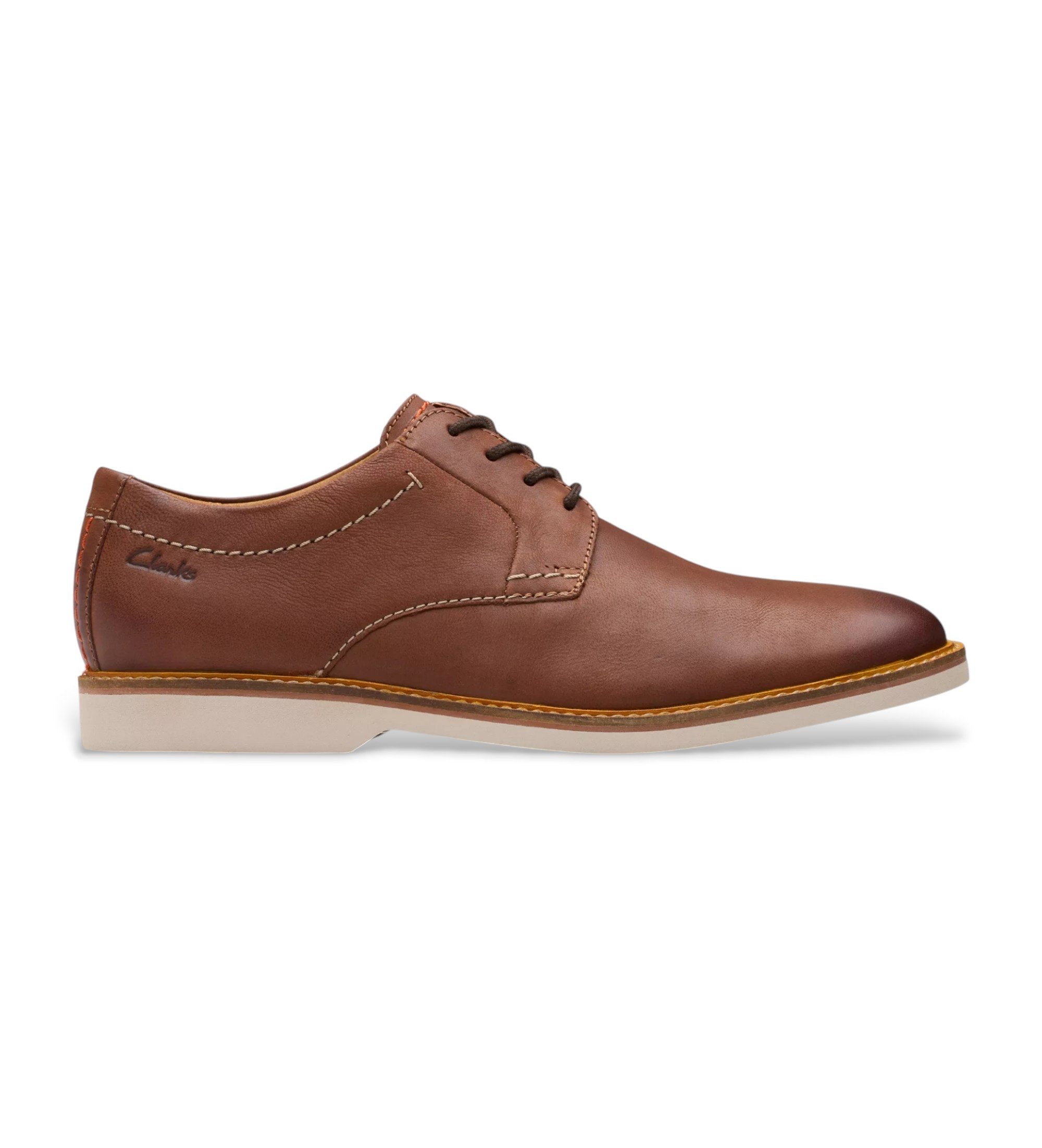 Clarks Atticus Limit Men's Leather Chukka Boots – Classic Lace-Up Ankle Boots for Casual & Dress Wear