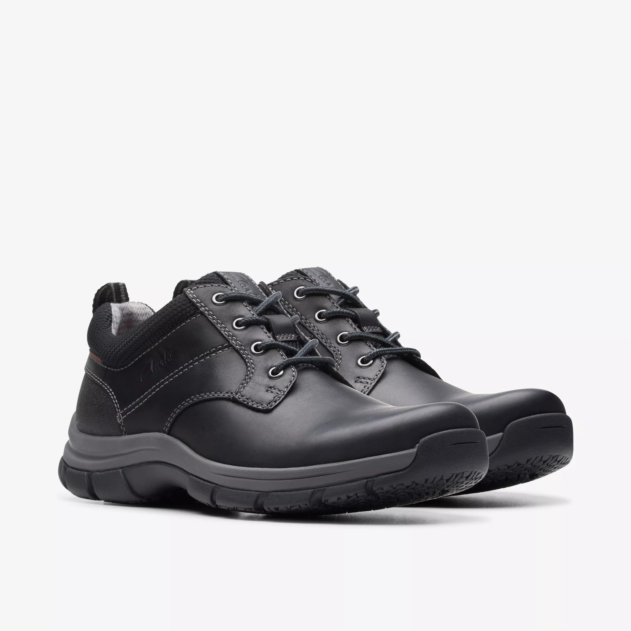 Clarks Walpath Low Men’s Black Leather Casual Shoes