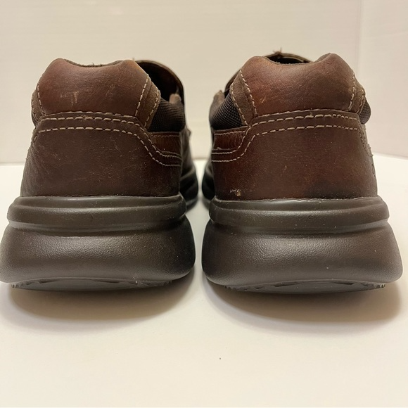 Clarks Bradley Step Men’s Brown Leather Slip-On Shoes Dark