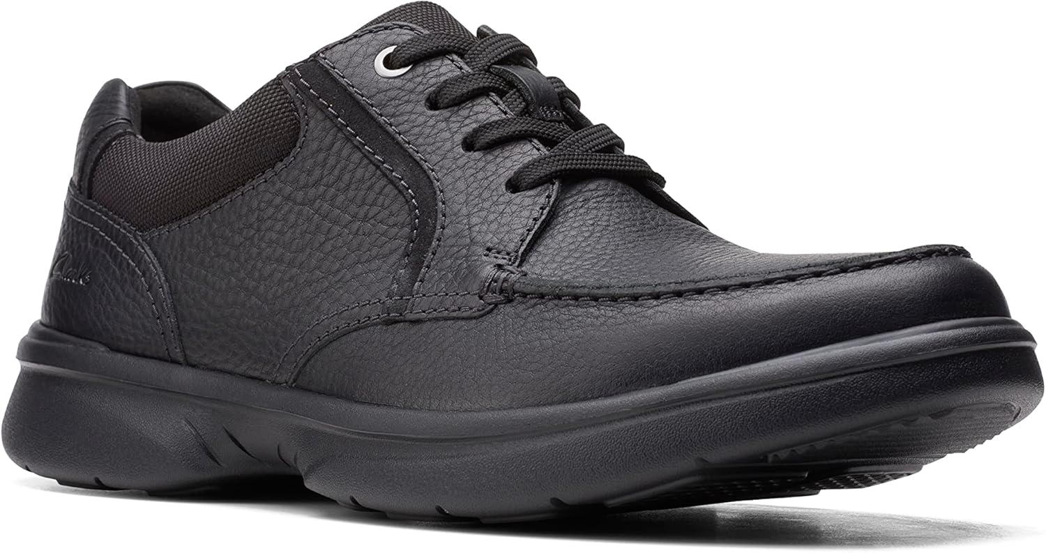 Clarks Bradley Vibe Men’s Oxford Shoes – Classic Leather Dress Shoes with Lightweight Comfort