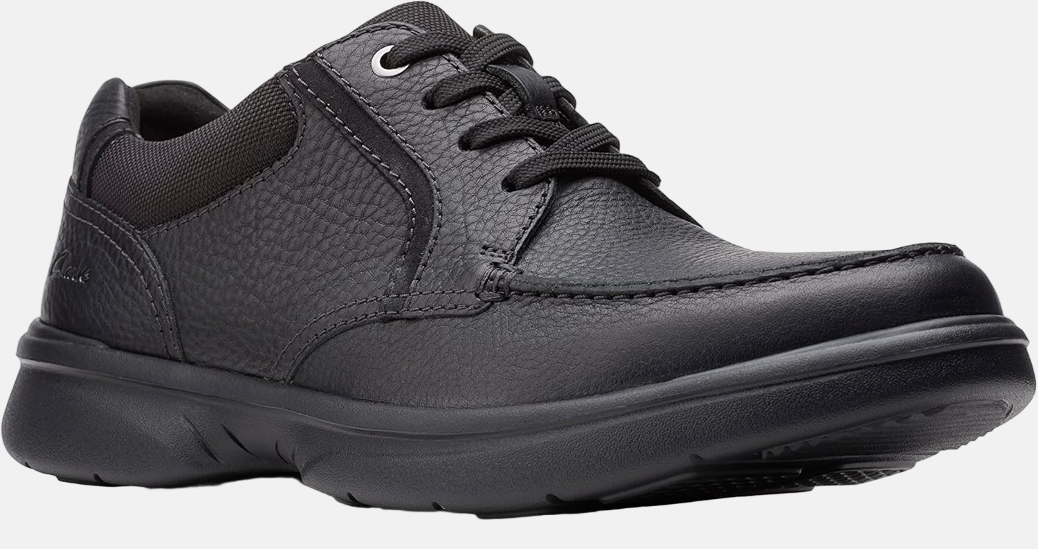 Clarks Bradley Vibe Men’s Oxford Shoes – Classic Leather Dress Shoes with Lightweight Comfort