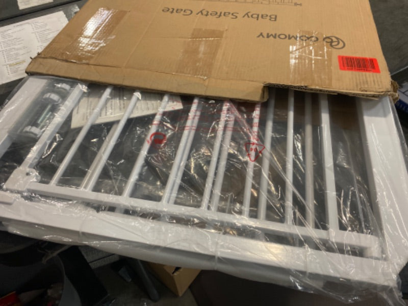 Safety 1st Easy Install 91.44 cm Extra Tall & Wide Gate, Fits Between 73.66 cm and 119.38 cm