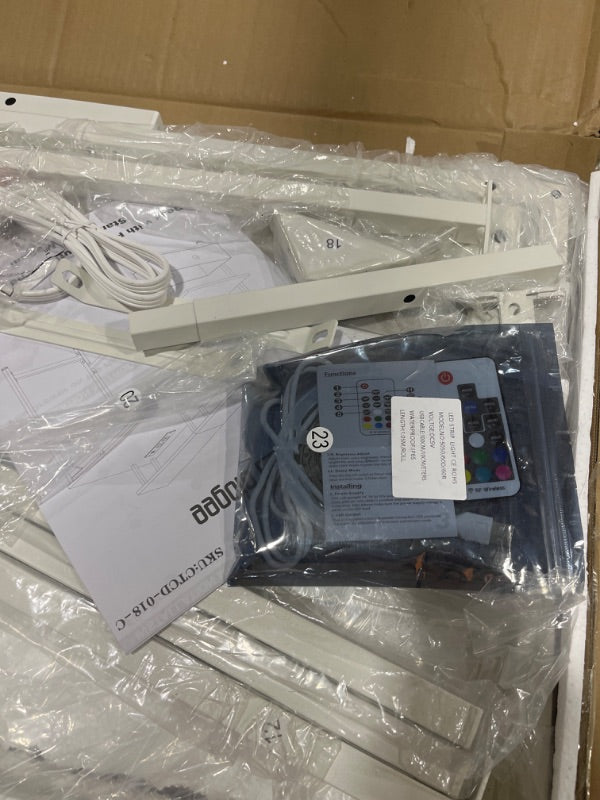 Furologee White Gaming Desk with Charging Station and LED Lights, 140 cm