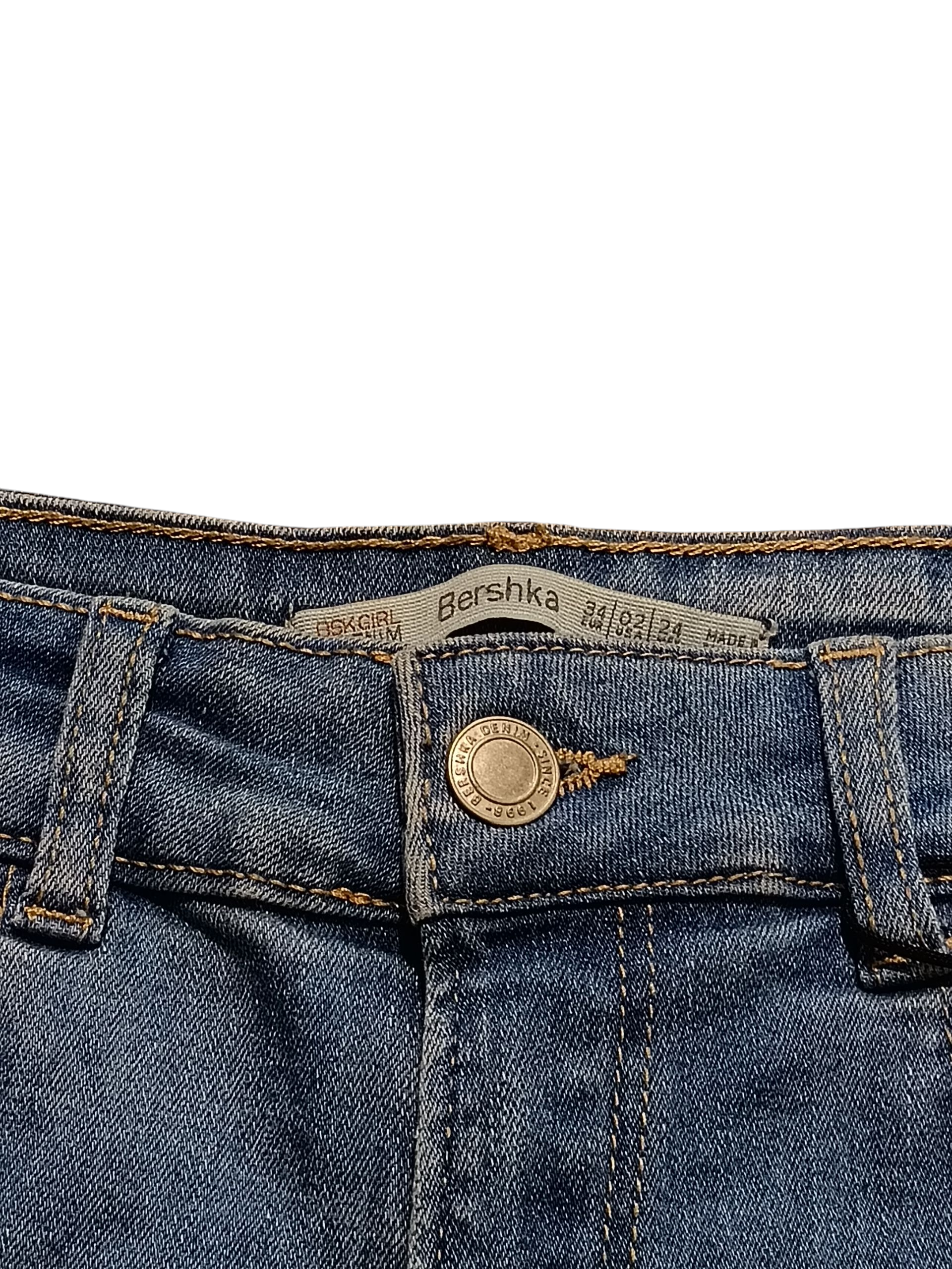 Bershka BSKGIRL DENIM Jeans Shorts Color: Blue