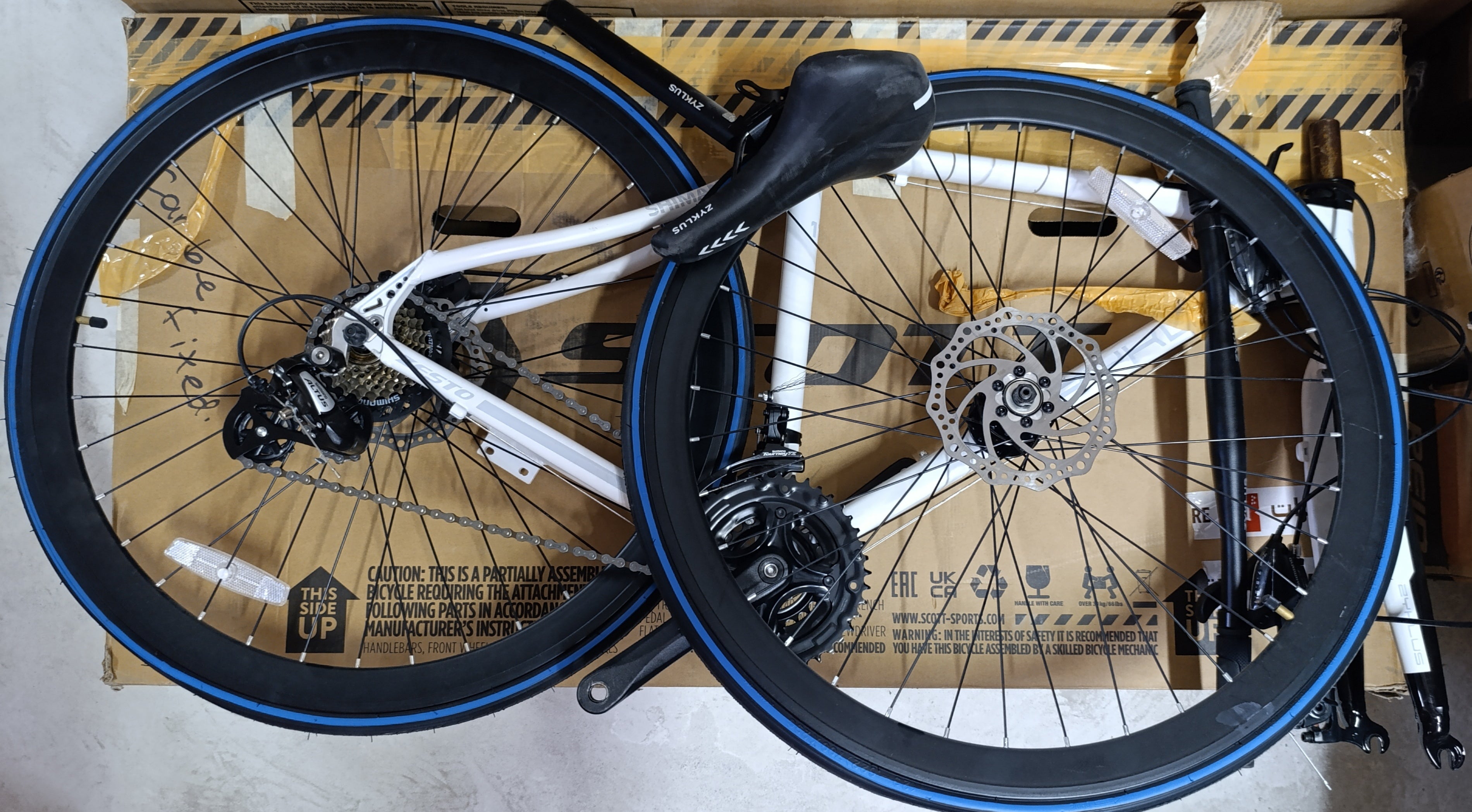 Zyclos Hybrid Bike - 700C - White/Black ZYK-ZES-- open box-WB