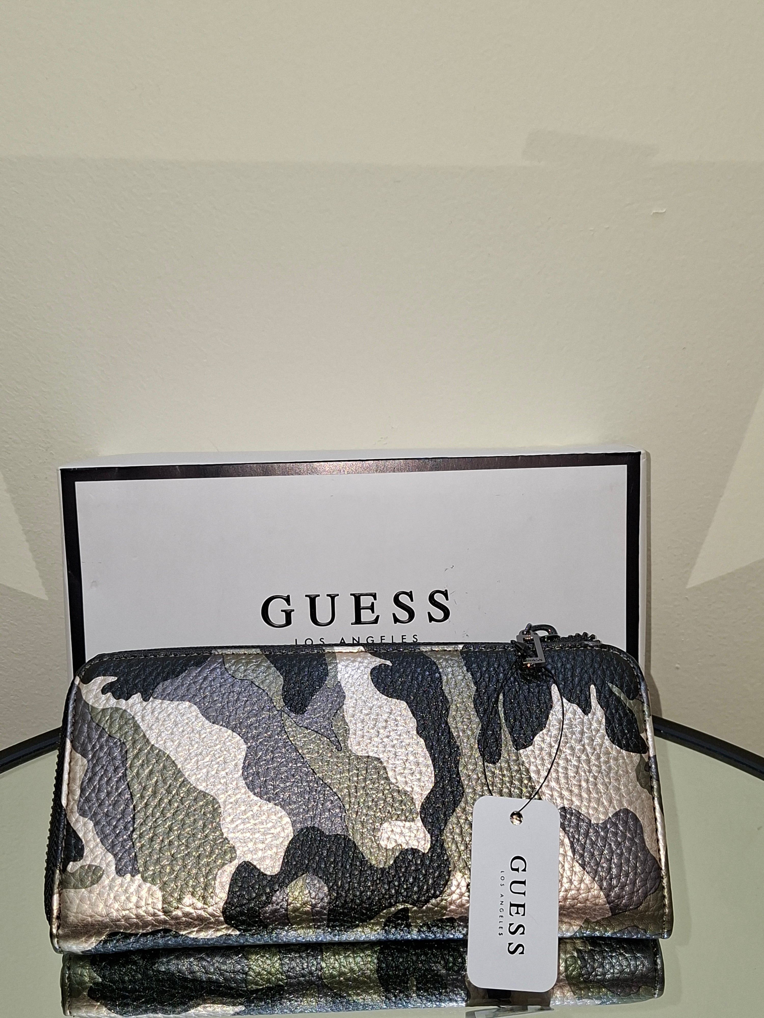 Guess Bobbi SLG Large Zip Womens wallet - Camouflage MC642252