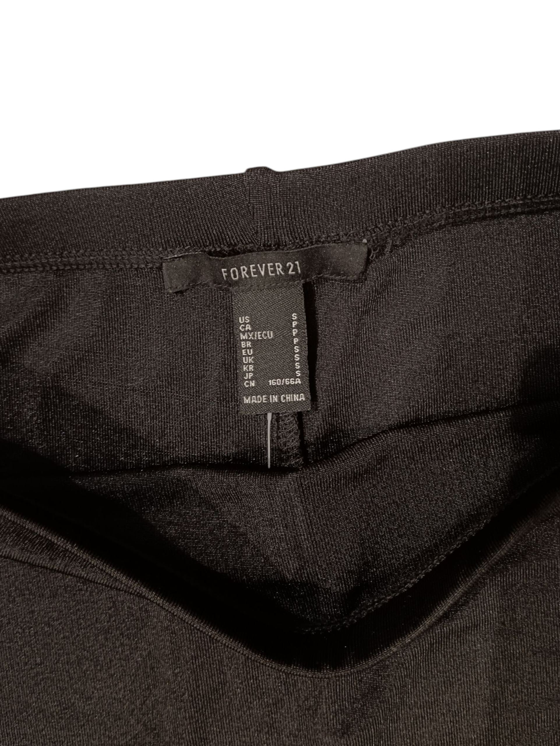 FOREVER21 Women's skirt in black color M1