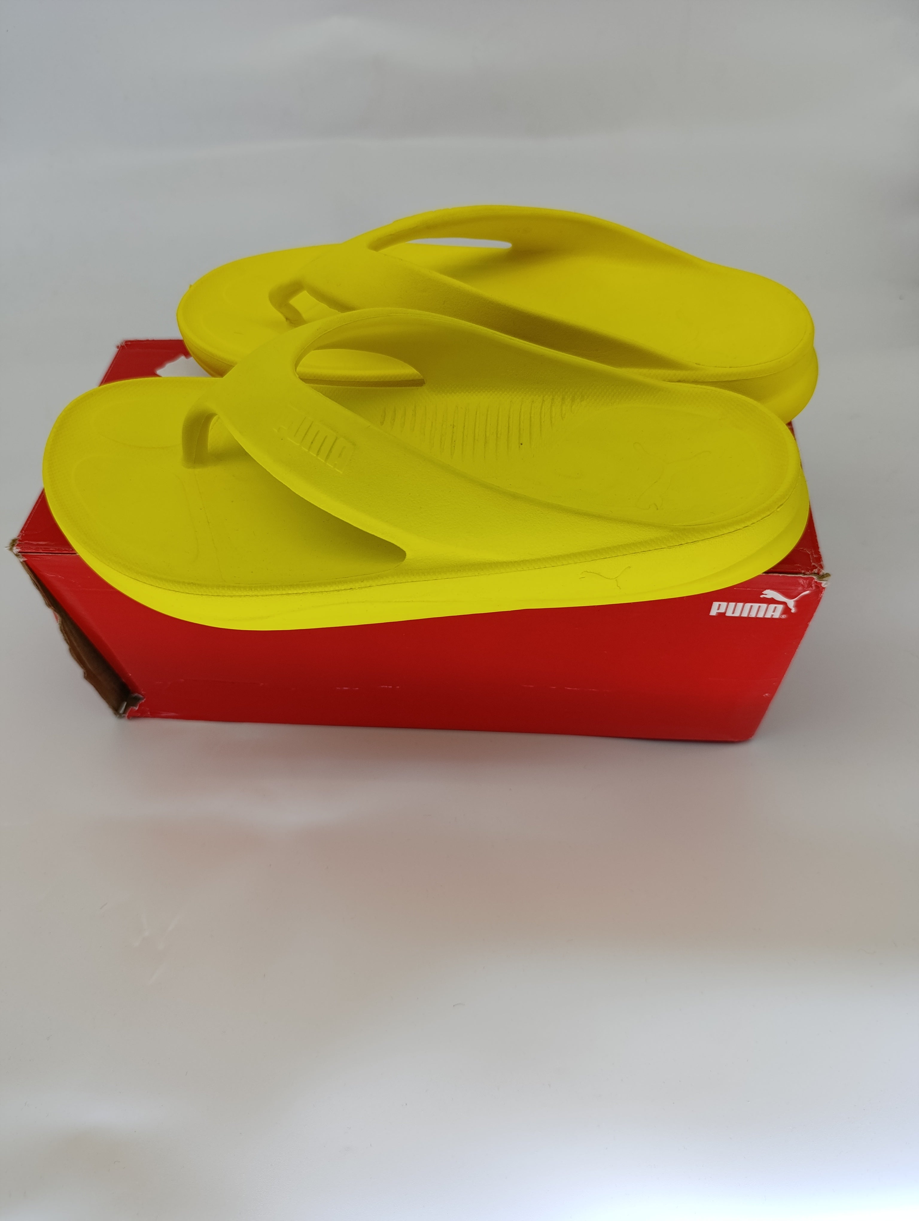 PUMA Women Wave Flip RES Slippers