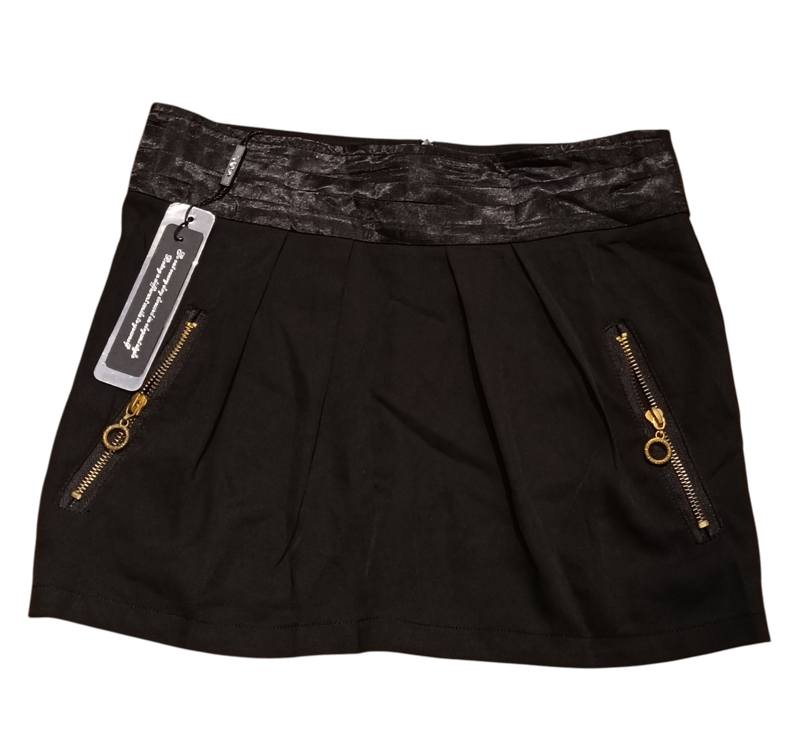 Women's skirt in black color