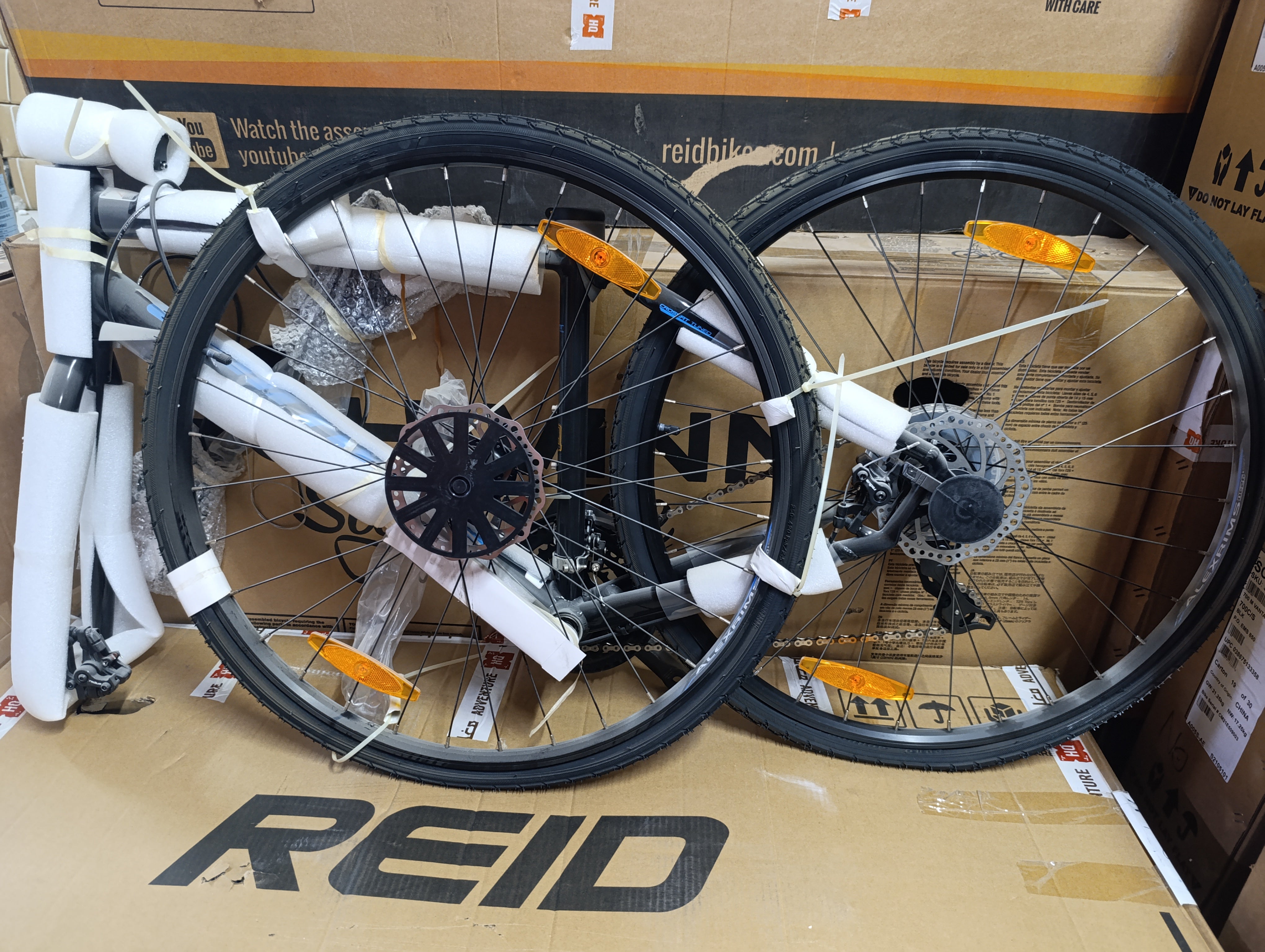 SCHWINN SIGNATURE 700 M VANTAGE Fb 3 /Black -- open boxSmall